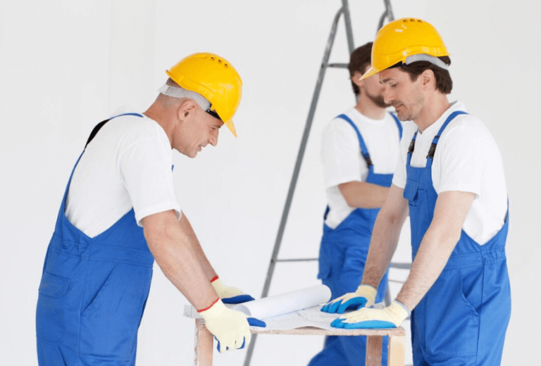 Common Mistakes Interior House Painters Help You Avoid