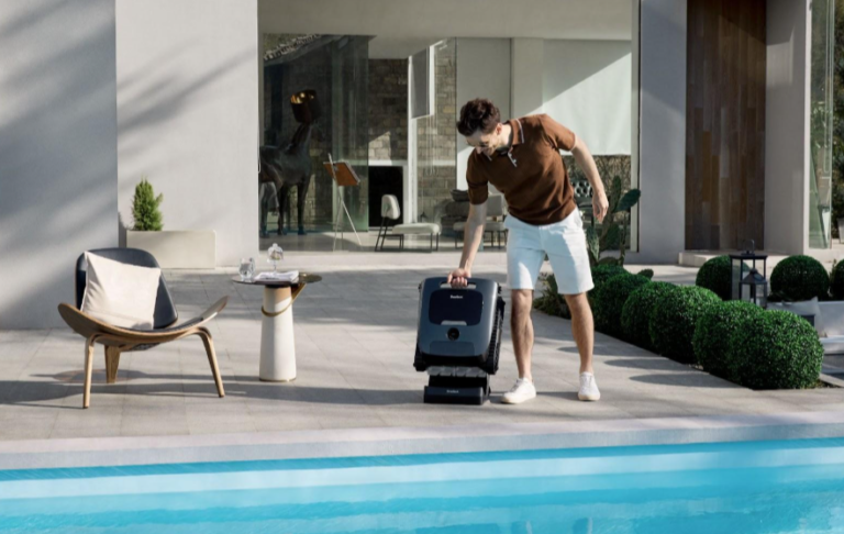 Robot Pool Cleaner Guide: Best Options for Above-Ground Pools in 2025