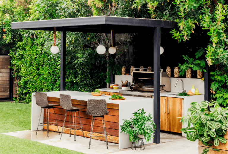 Why Summer Is the Best Time to Order a Custom Outdoor Structure