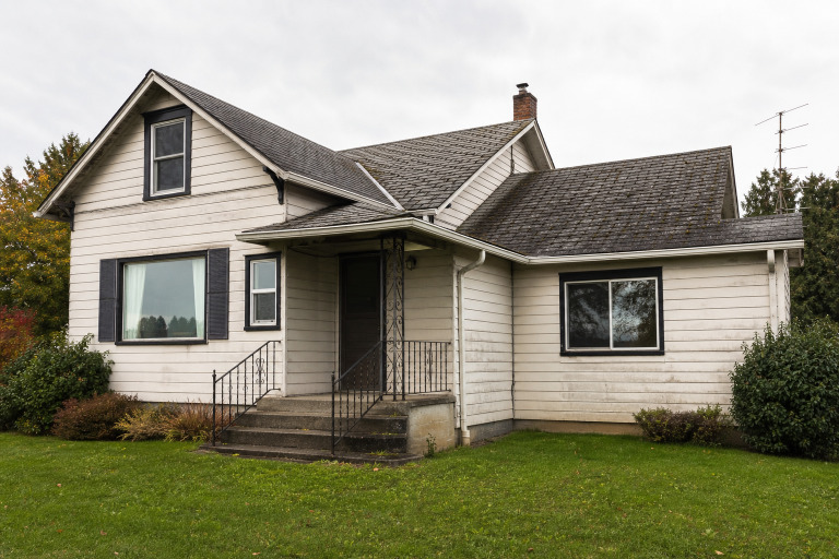 Selling a House As-Is in Roseburg, Oregon: A Clear Guide for Local Homeowners