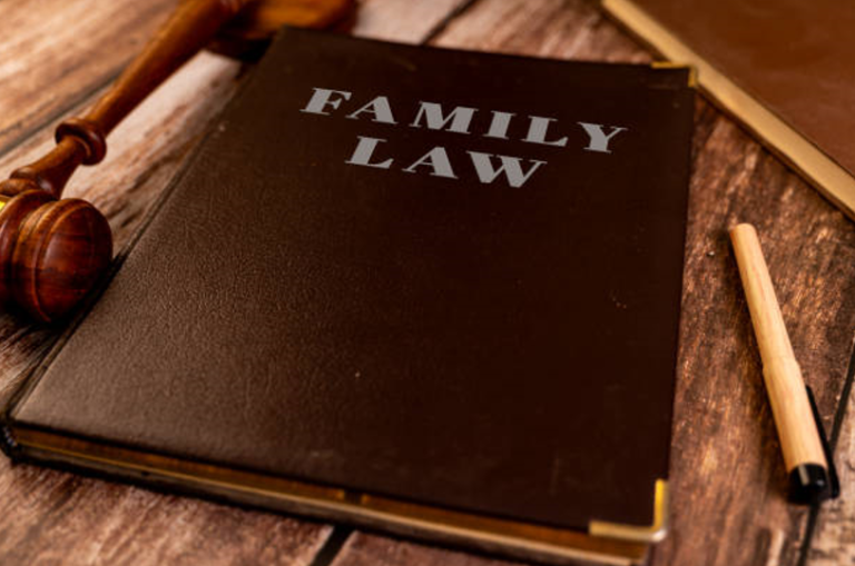 How Farias Law Helps People Facing Family Law Issues in Texas